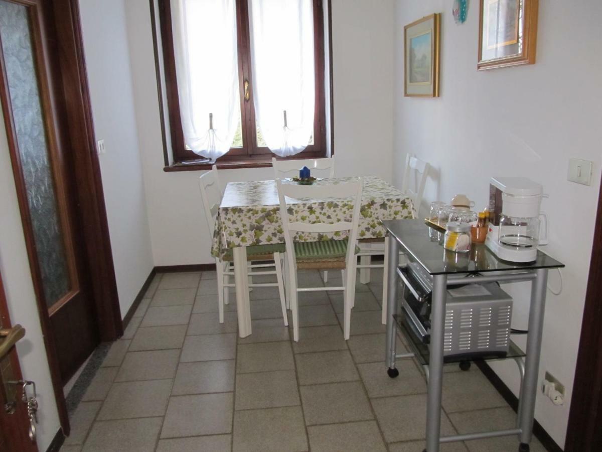 B&B Ai Pini Tiarno di Sopra ภายนอก รูปภาพ